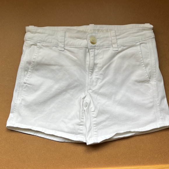 American Eagle Outfitters Super Stretch White Midi Shorts (2) - Picture 5 of 5
